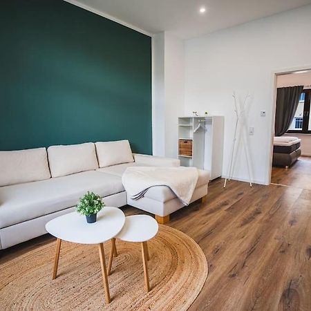 Апартаменты Wohnen Im Fluesseviertel Бремен Экстерьер фото